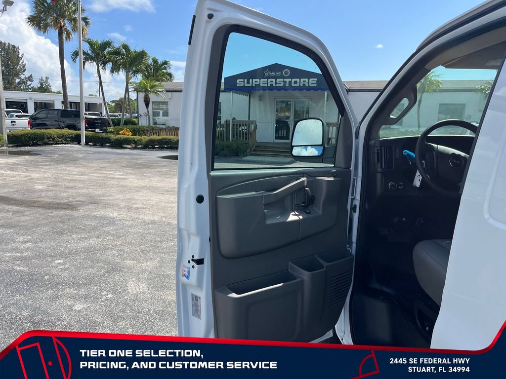 New 2026 GMC Savana 2500 w/ Driver Convenience Package RWD image 11
