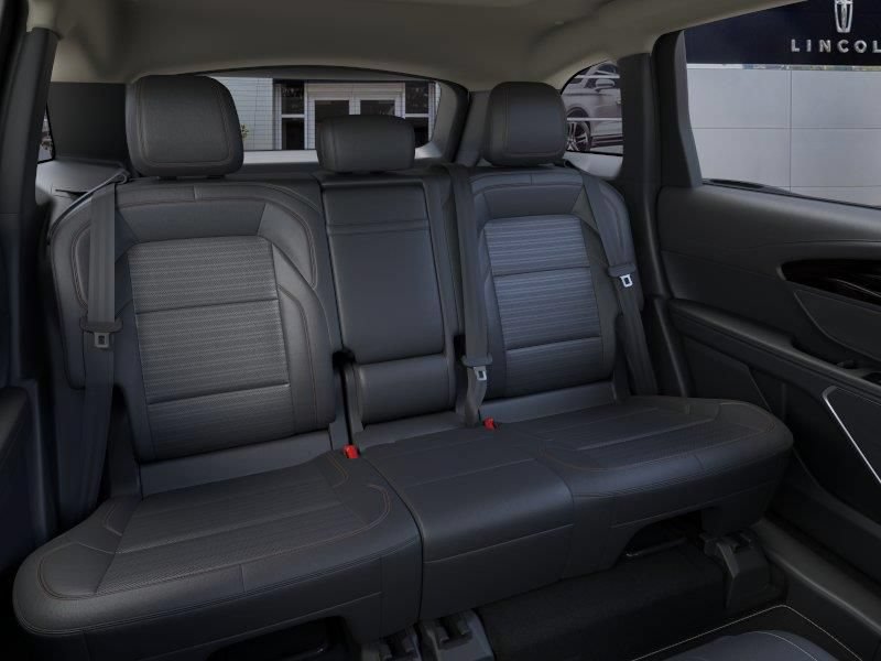 New 2026 Lincoln Nautilus Reserve w/ Jet Appearance Package AWD/4WD image 11
