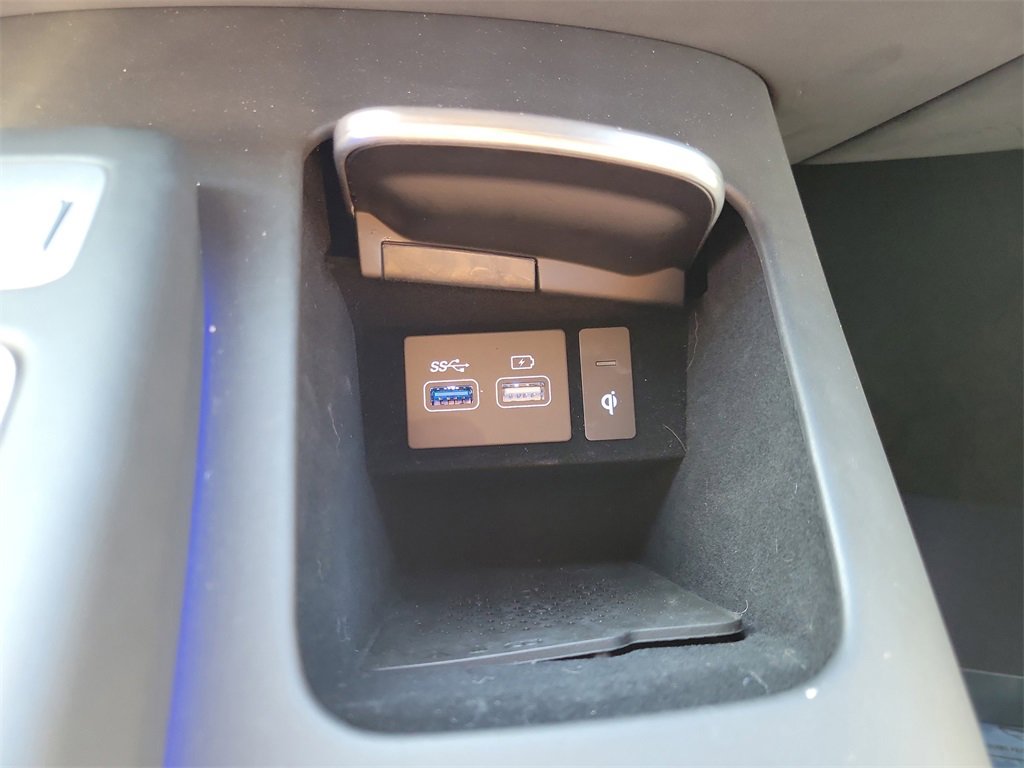 Used 2024 Genesis GV70 3.5T Sport image 37