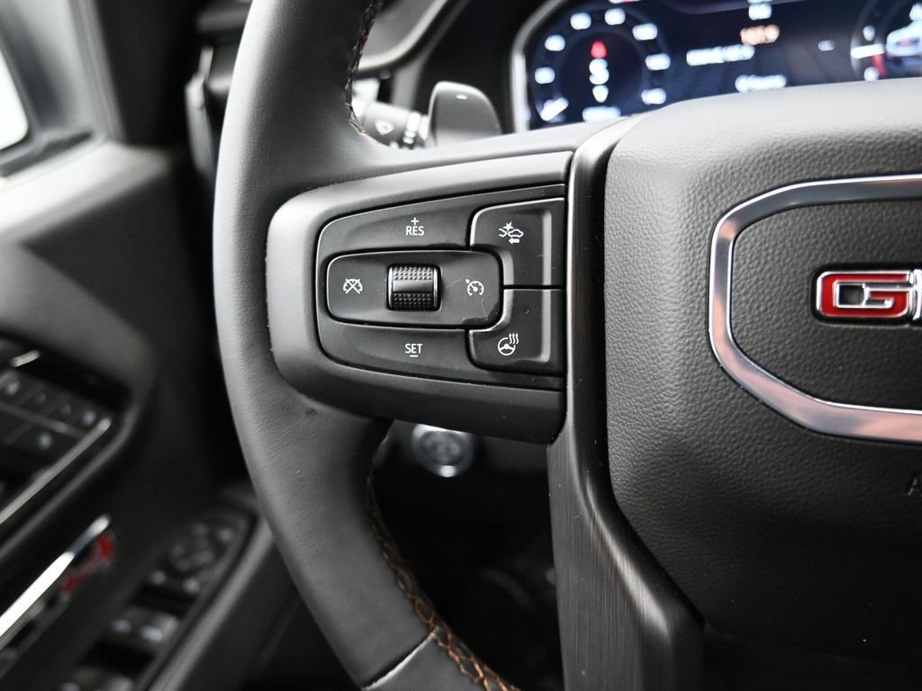 Used 2025 GMC Sierra 1500 AT4 image 23
