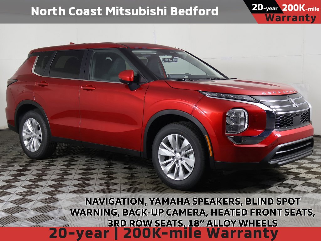 New 2025 Mitsubishi Outlander ES