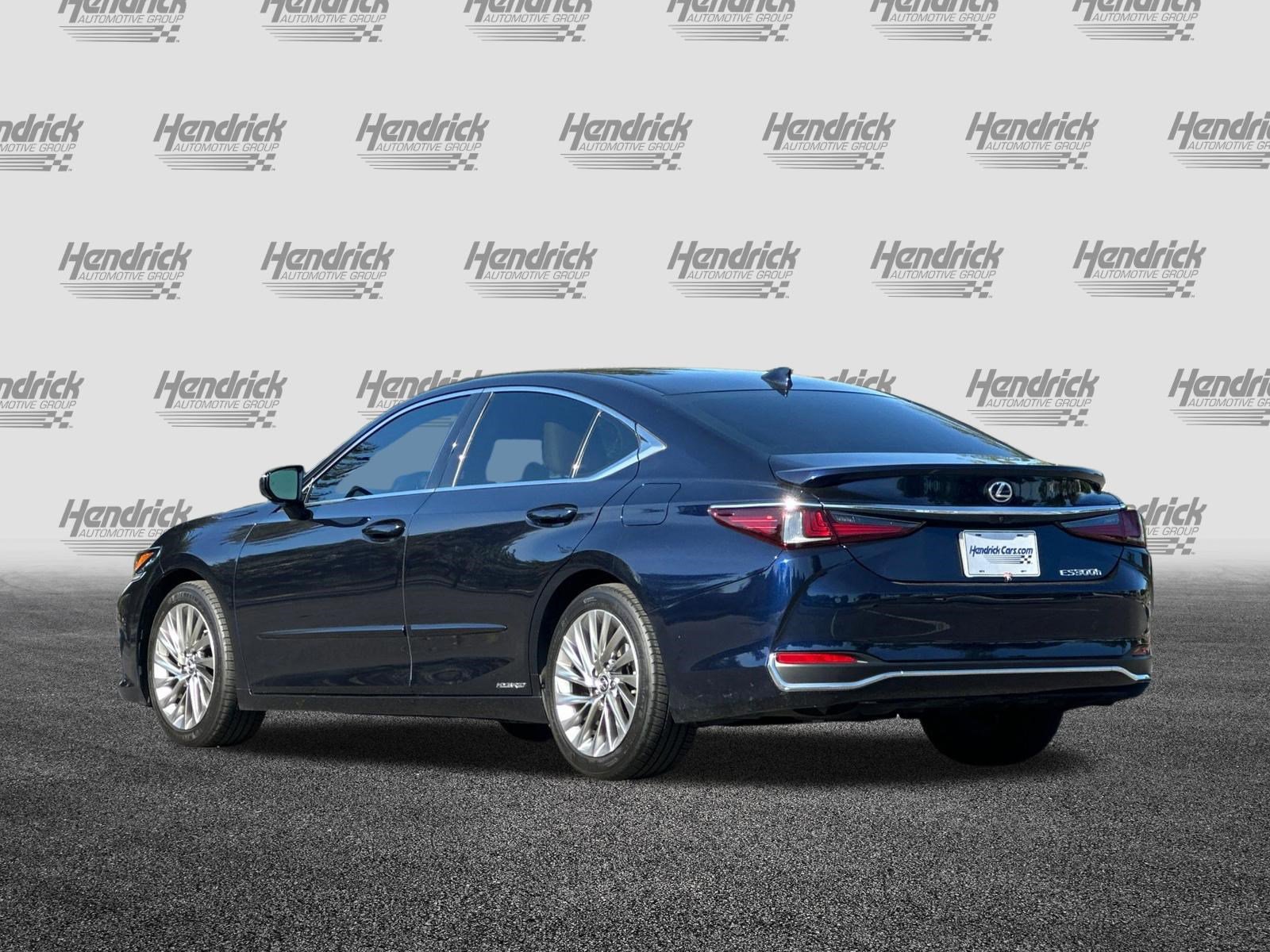 Certified 2021 Lexus ES 300h w/ Accessory Package image 7