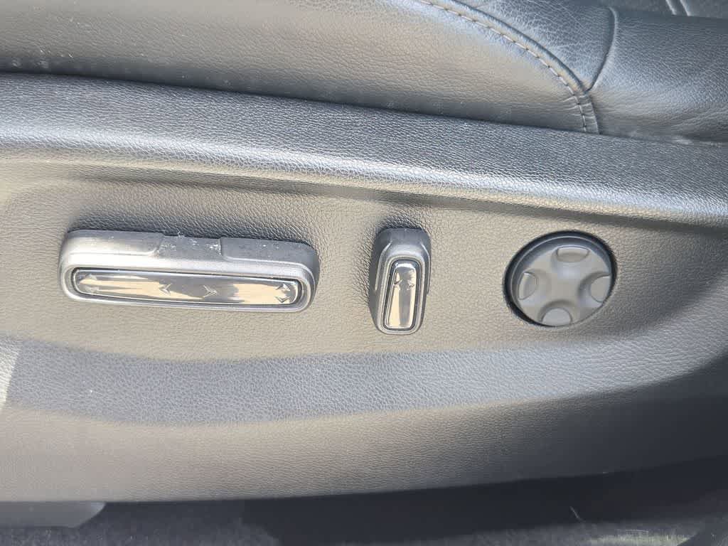 Used 2021 Honda CR-V Touring image 18