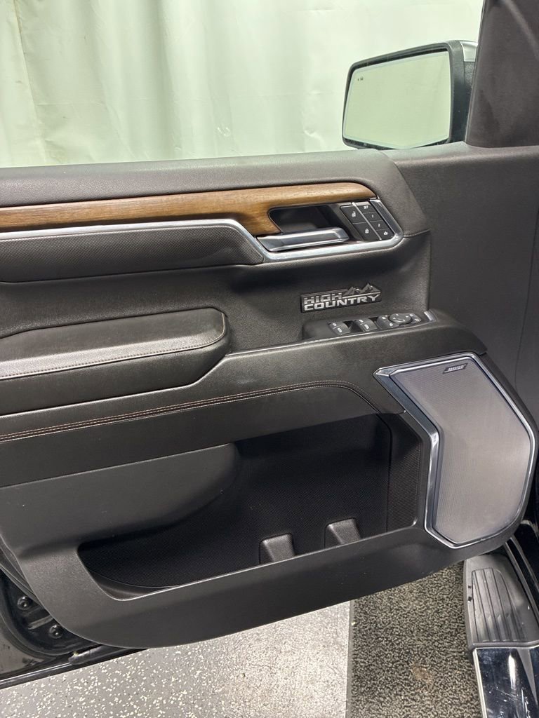 Used 2024 Chevrolet Silverado 1500 High Country w/ High Country Premium Package image 12