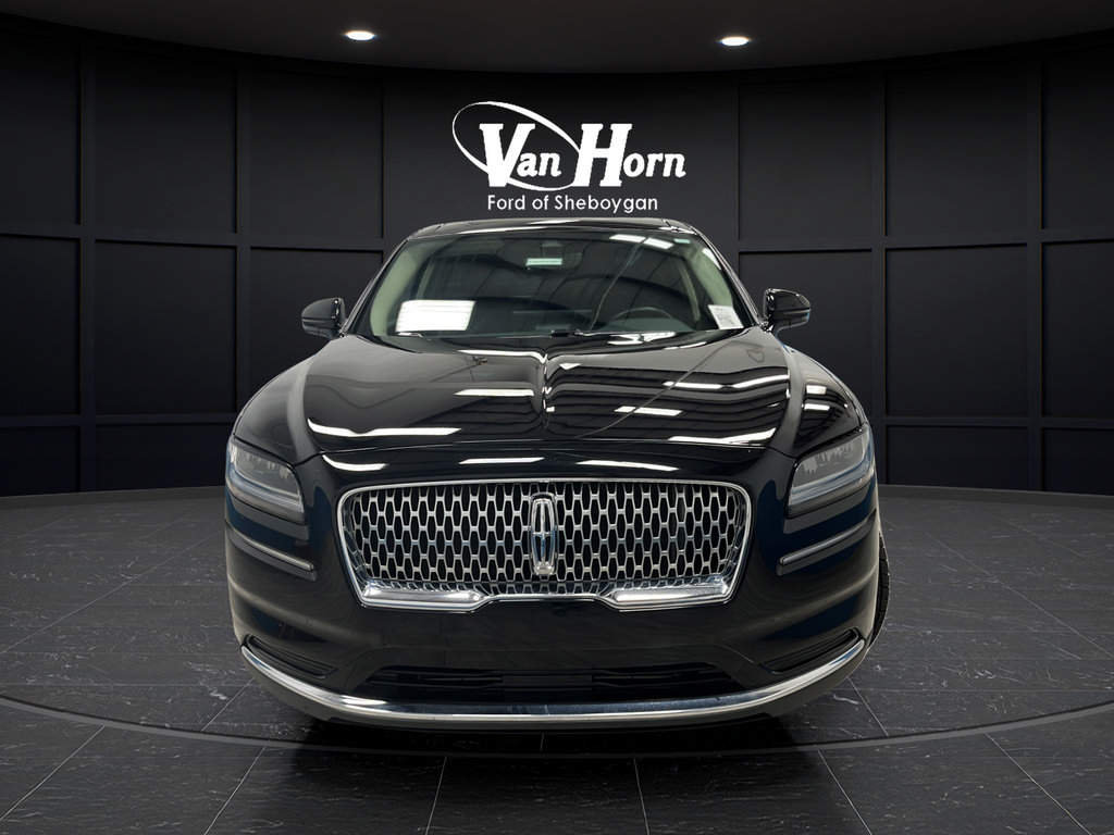 Used 2023 Lincoln Nautilus AWD w/ Premium Package image 2