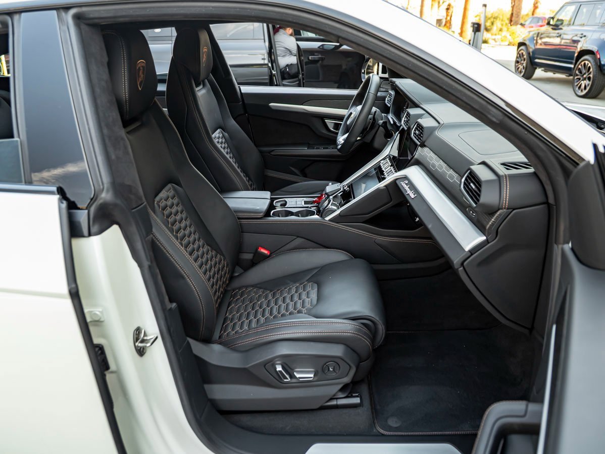 Used 2024 Lamborghini Urus S image 27