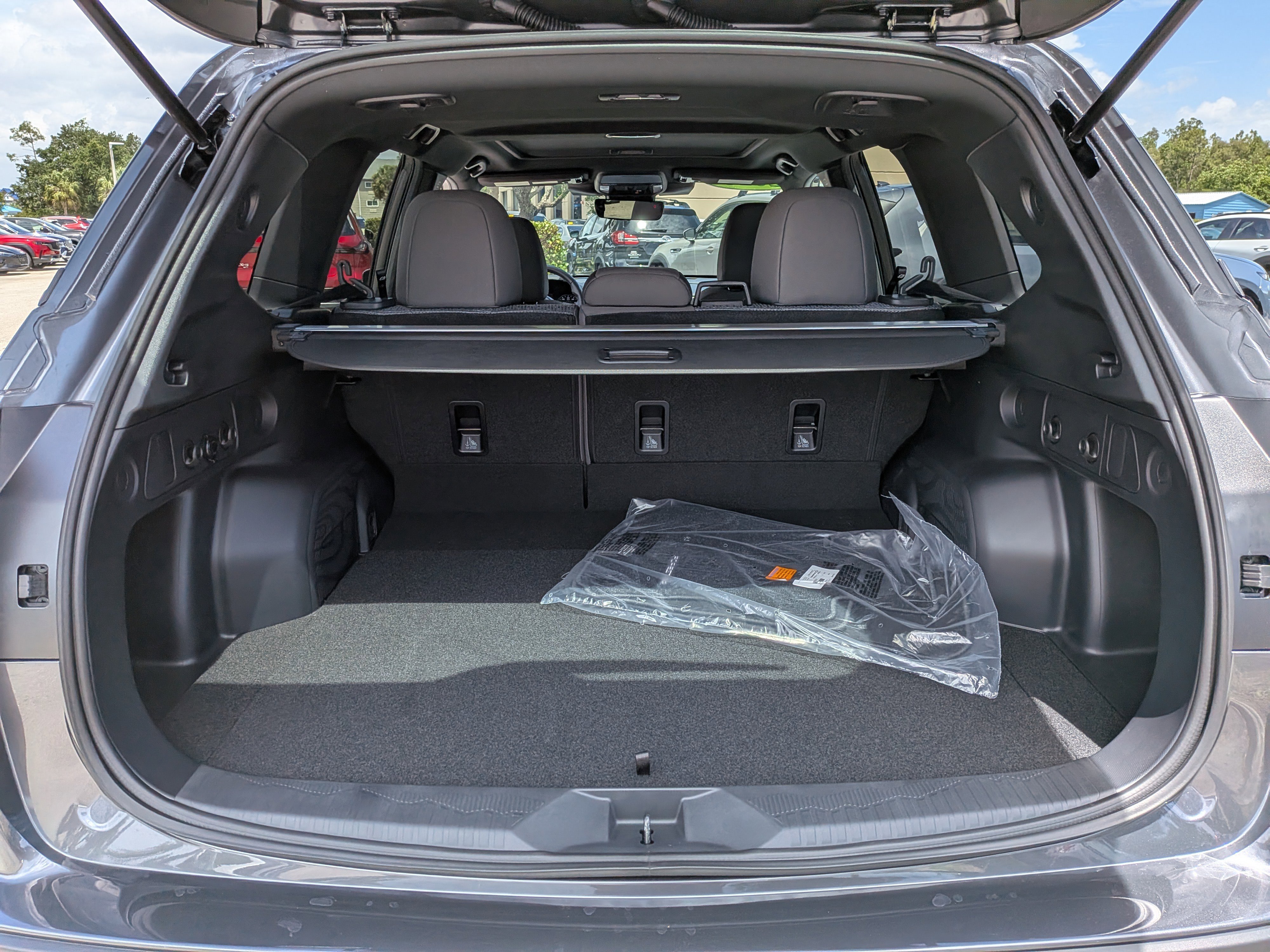 Used 2026 Subaru Forester Premium AWD/4WD image 13