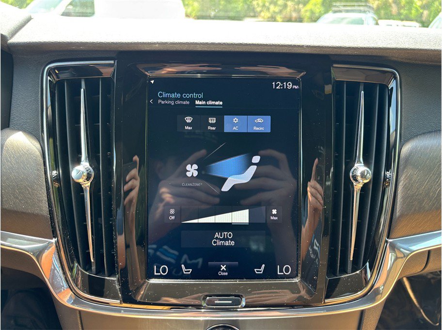 Used 2018 Volvo V90 T6 Cross Country w/ Convenience Package AWD/4WD image 33