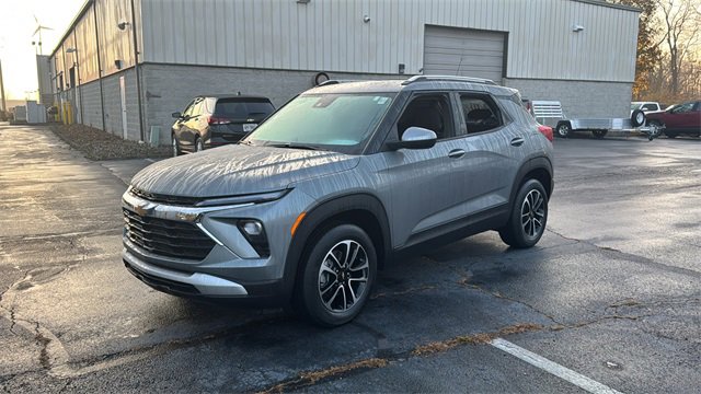 Used 2024 Chevrolet TrailBlazer LT image 39