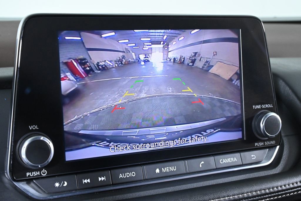 Certified 2022 Nissan Rogue SV image 18