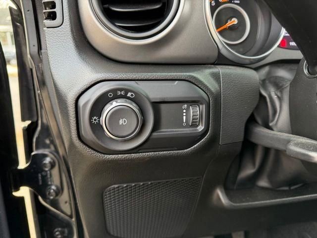 Used 2023 Jeep Wrangler Sport image 28