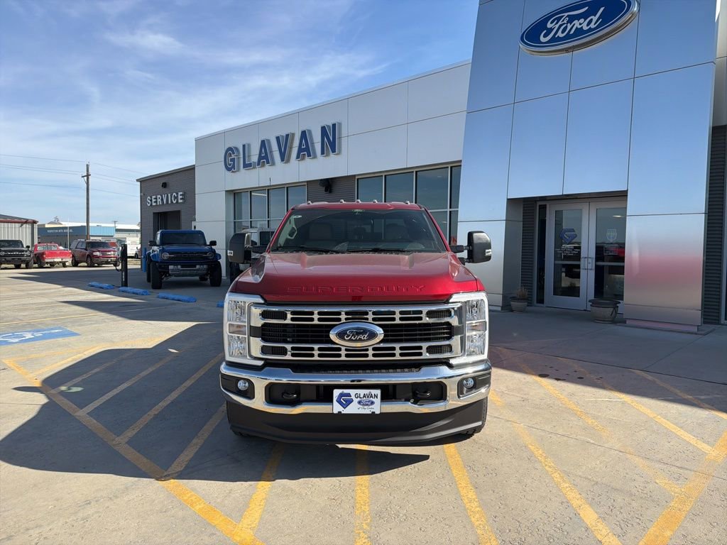 New 2026 Ford F250 4x4 Crew Cab Super Duty image 2