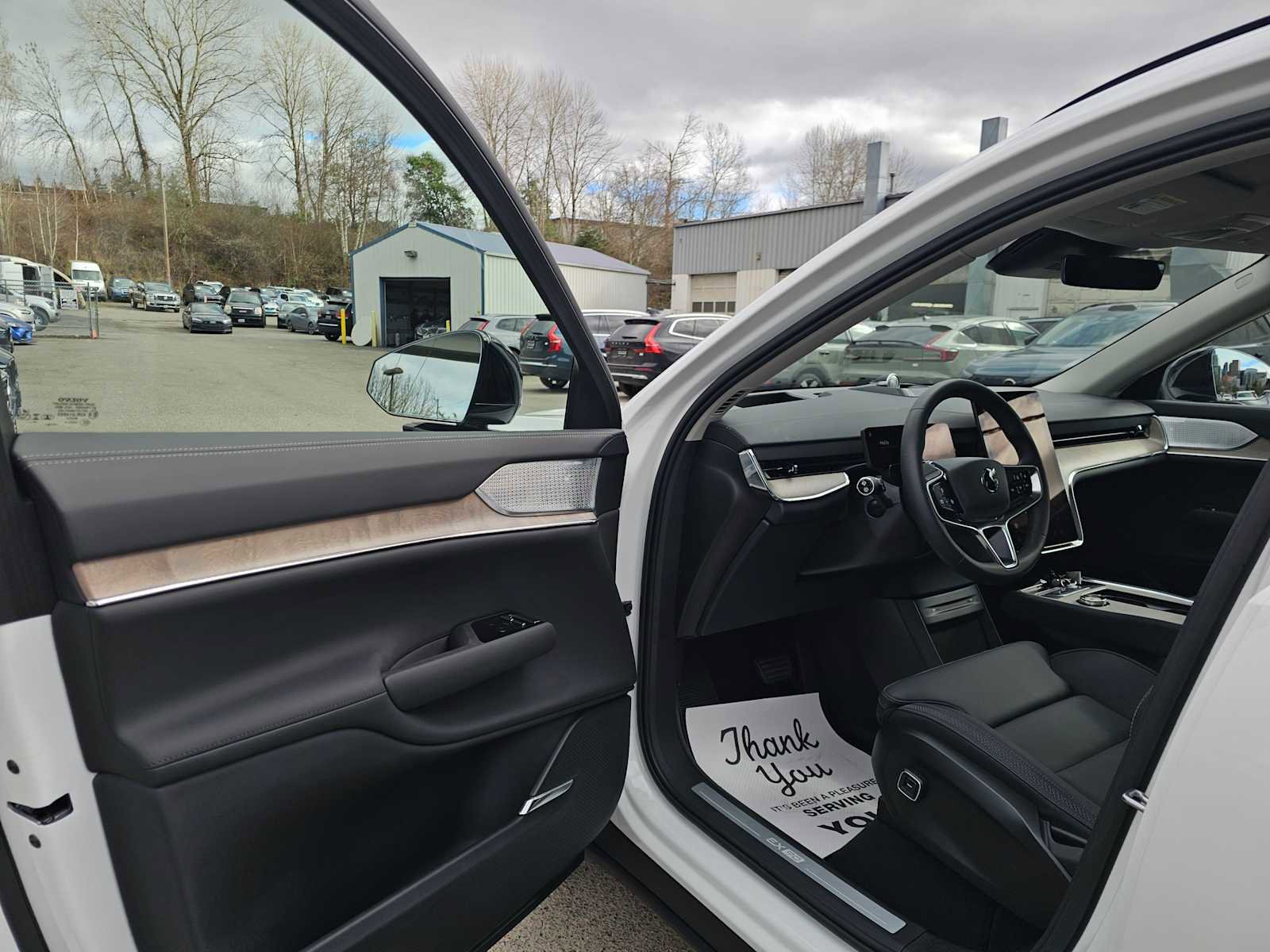 Certified 2025 Volvo EX90 Ultra image 21