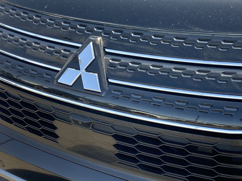 Used 2023 Mitsubishi Outlander SE AWD/4WD image 36