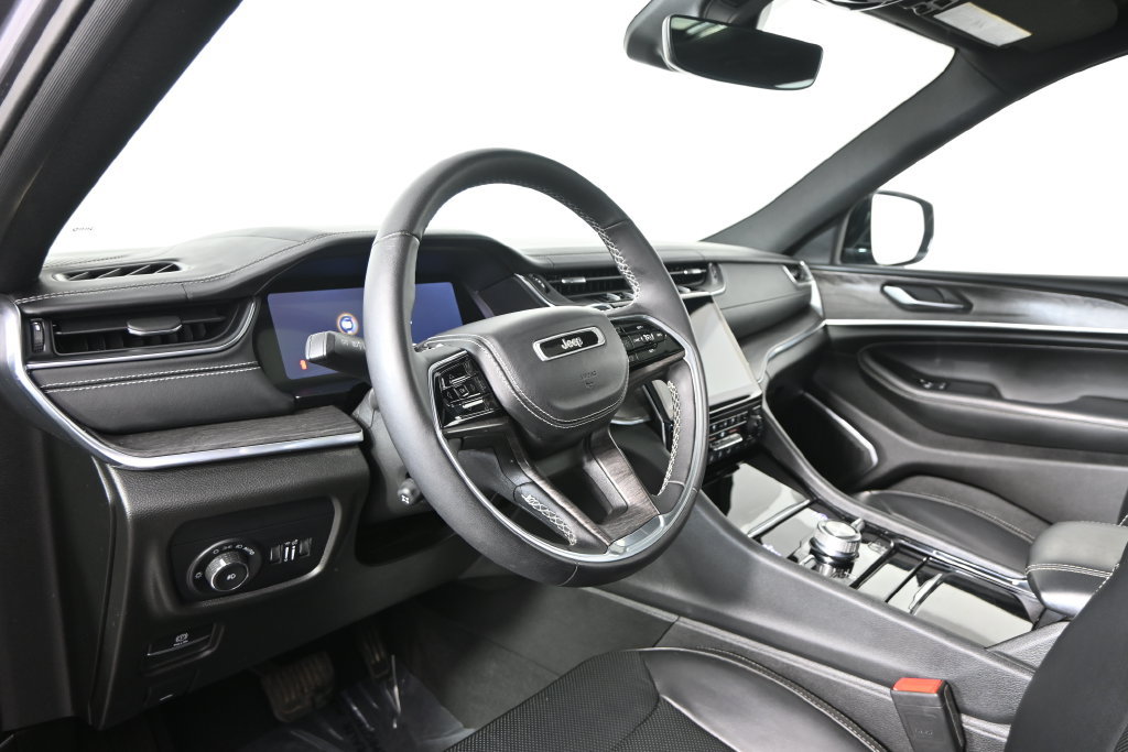 Used 2023 Jeep Grand Cherokee L Overland AWD/4WD image 23