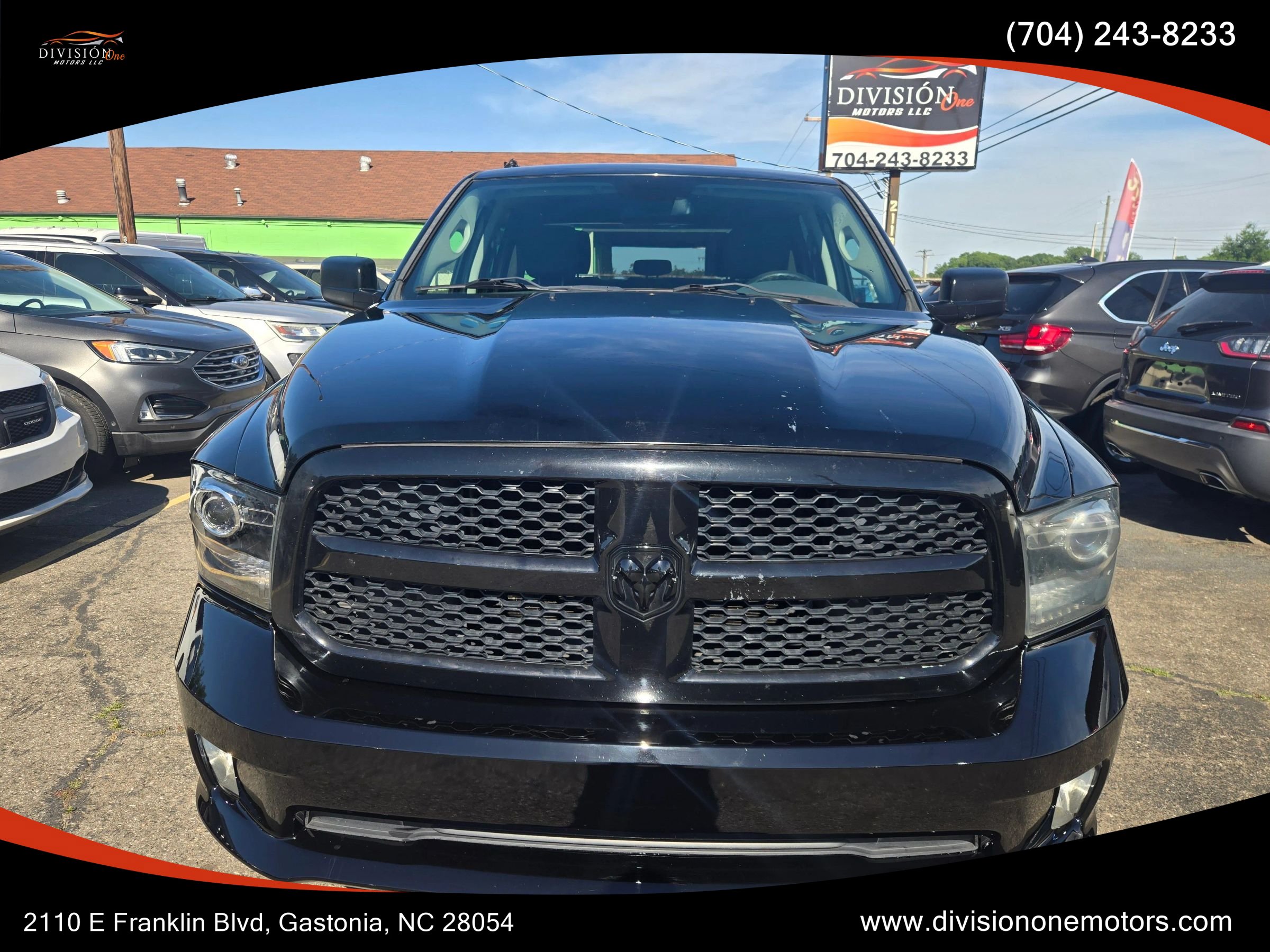 Used 2014 RAM 1500 Express w/ Black Ram 1500 Express Group RWD image 2