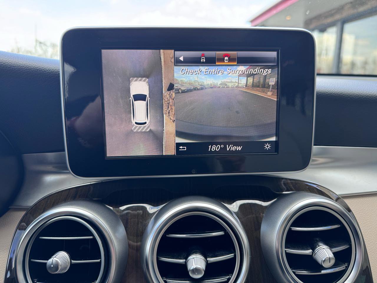 Used 2019 Mercedes-Benz GLC 300 image 22