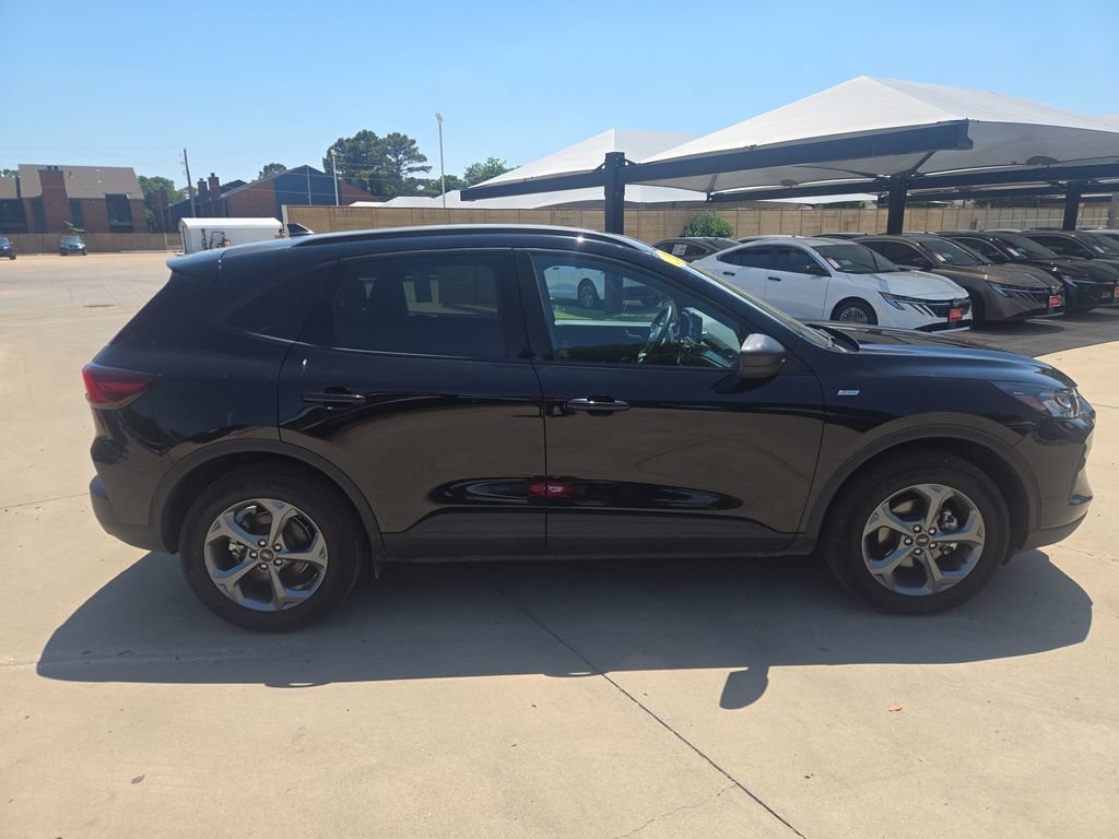 Used 2025 Ford Escape ST-Line AWD/4WD image 6