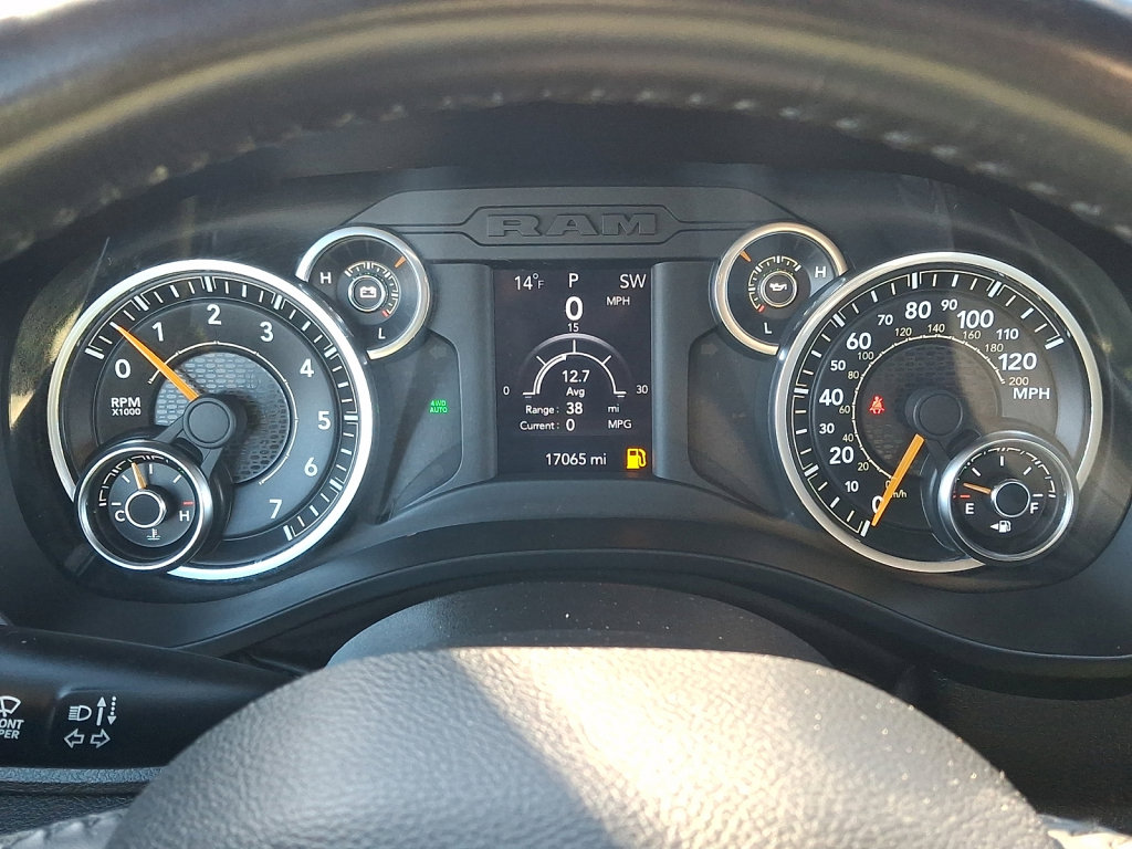 Used 2022 RAM 1500 Big Horn AWD/4WD image 24