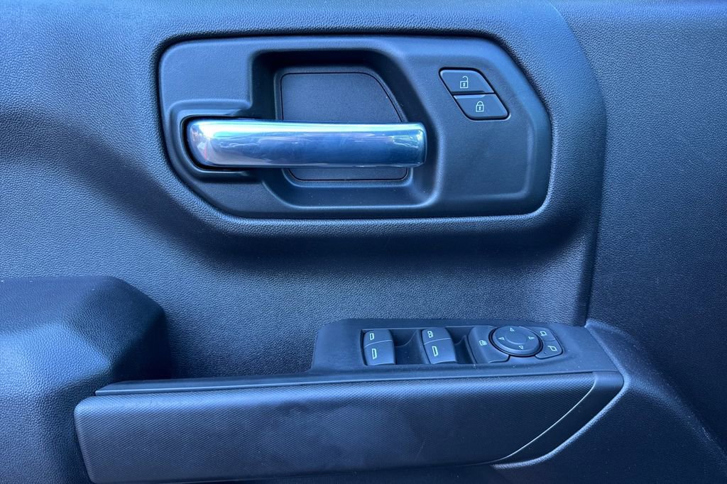 Used 2023 Chevrolet Silverado 1500 Custom Trail Boss AWD/4WD image 11