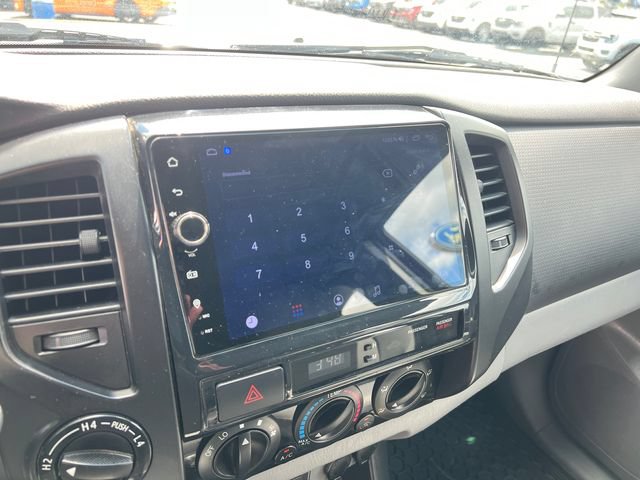 Used 2012 Toyota Tacoma 4x4 Access Cab image 16