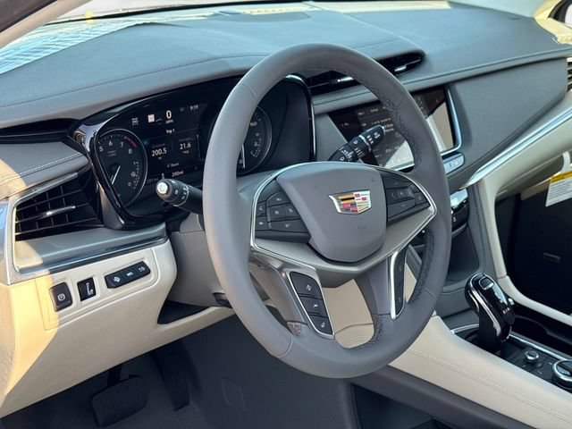 New 2026 Cadillac XT5 Premium Luxury w/ Driver Assist Package AWD/4WD image 19
