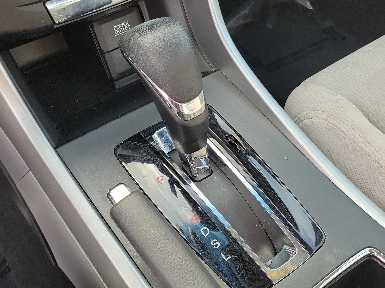 Used 2013 Honda Accord EX image 24