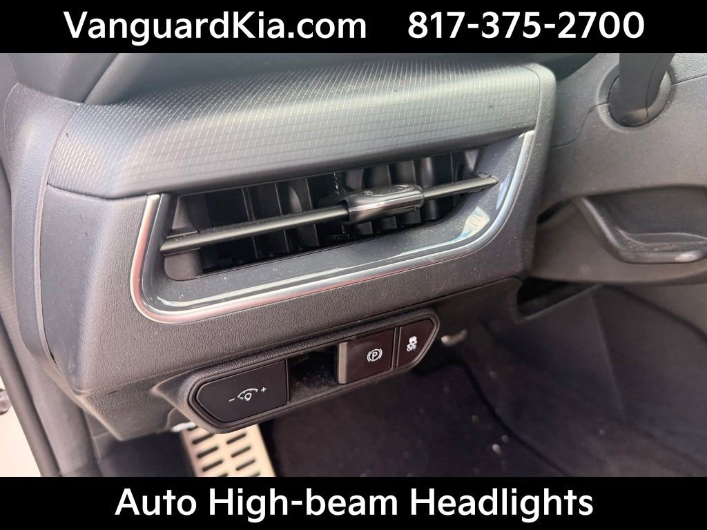 Certified 2025 Kia K4 GT-Line Turbo FWD image 16