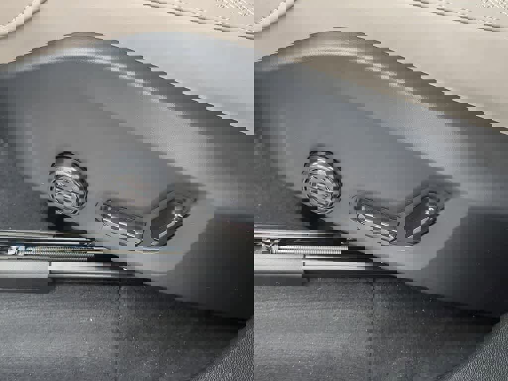 New 2026 Volvo XC60 B5 Plus w/ Protection Package Premier image 16