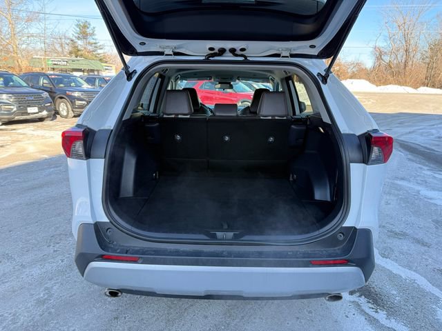 Used 2024 Toyota RAV4 Adventure AWD/4WD image 11