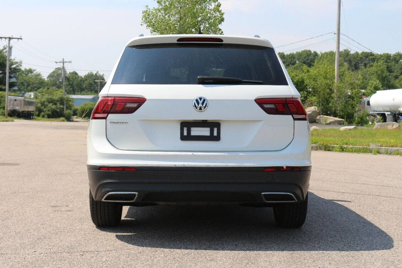 Used 2020 Volkswagen Tiguan S image 3