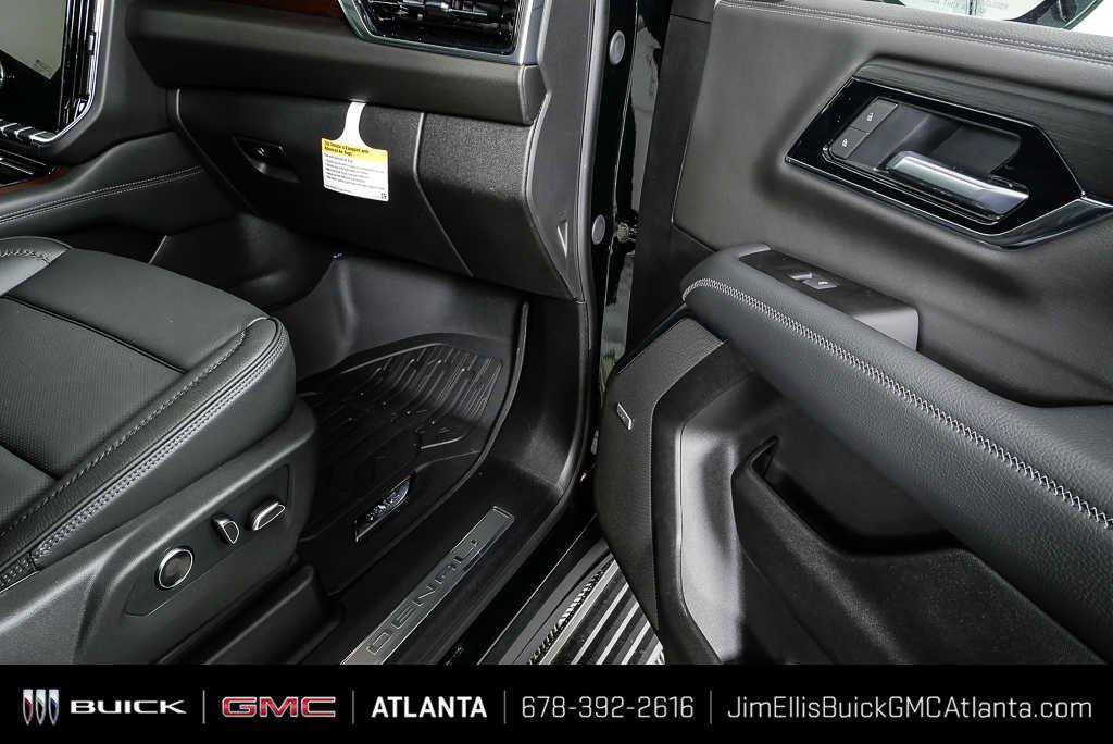New 2026 GMC Yukon XL Denali w/ Sun & Power Step Package AWD/4WD image 25
