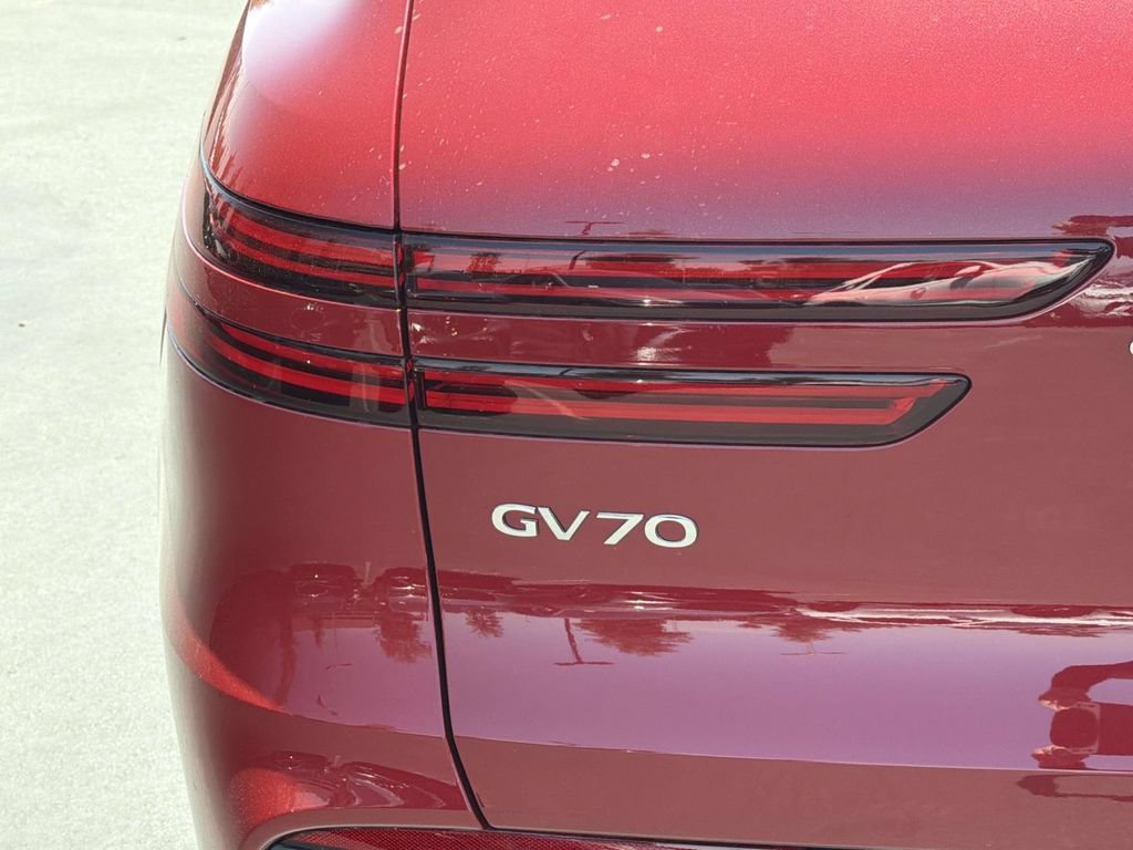 New 2026 Genesis GV70 2.5T Select AWD/4WD image 16