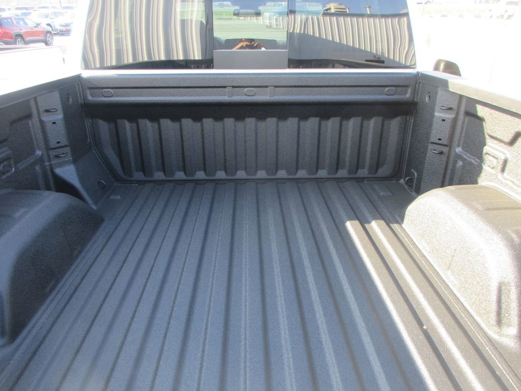 New 2026 GMC Sierra 1500 SLT w/ SLT Convenience Package image 6