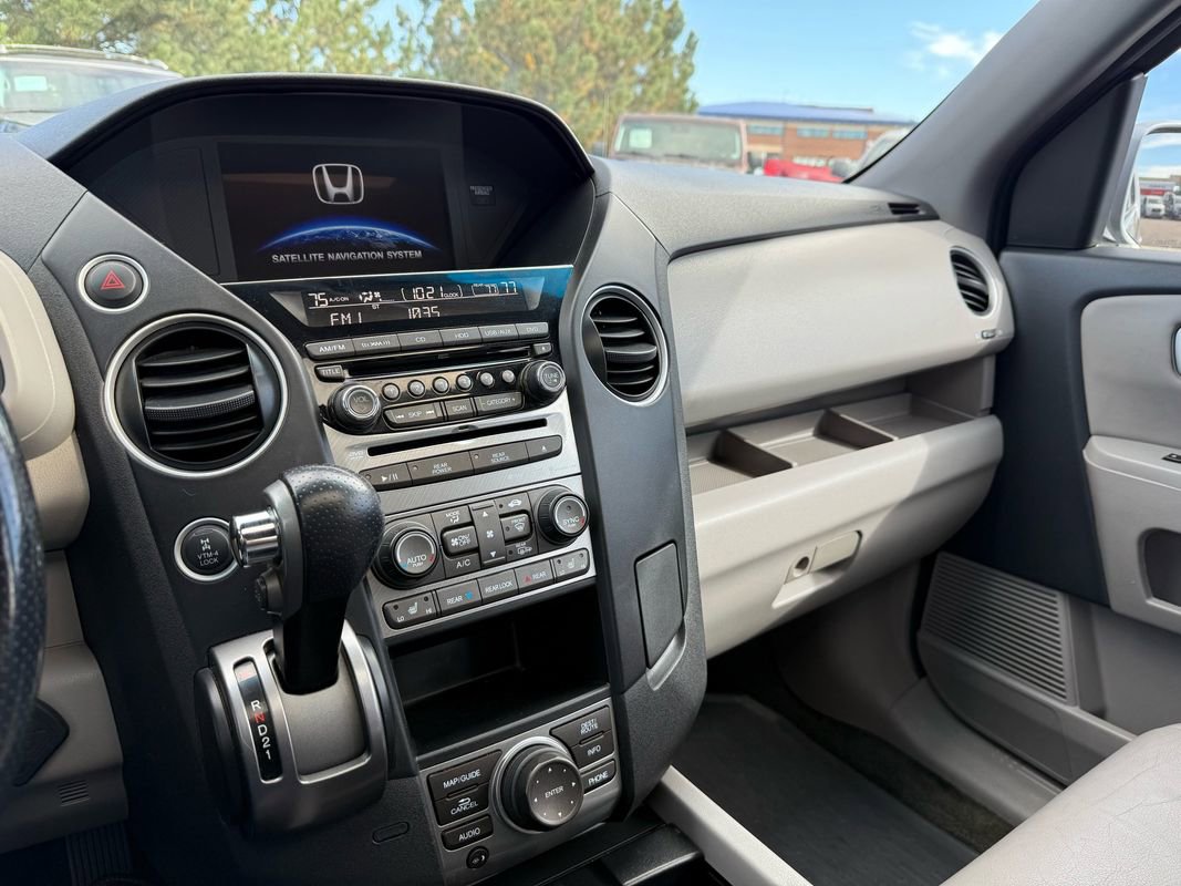 Used 2014 Honda Pilot Touring image 34