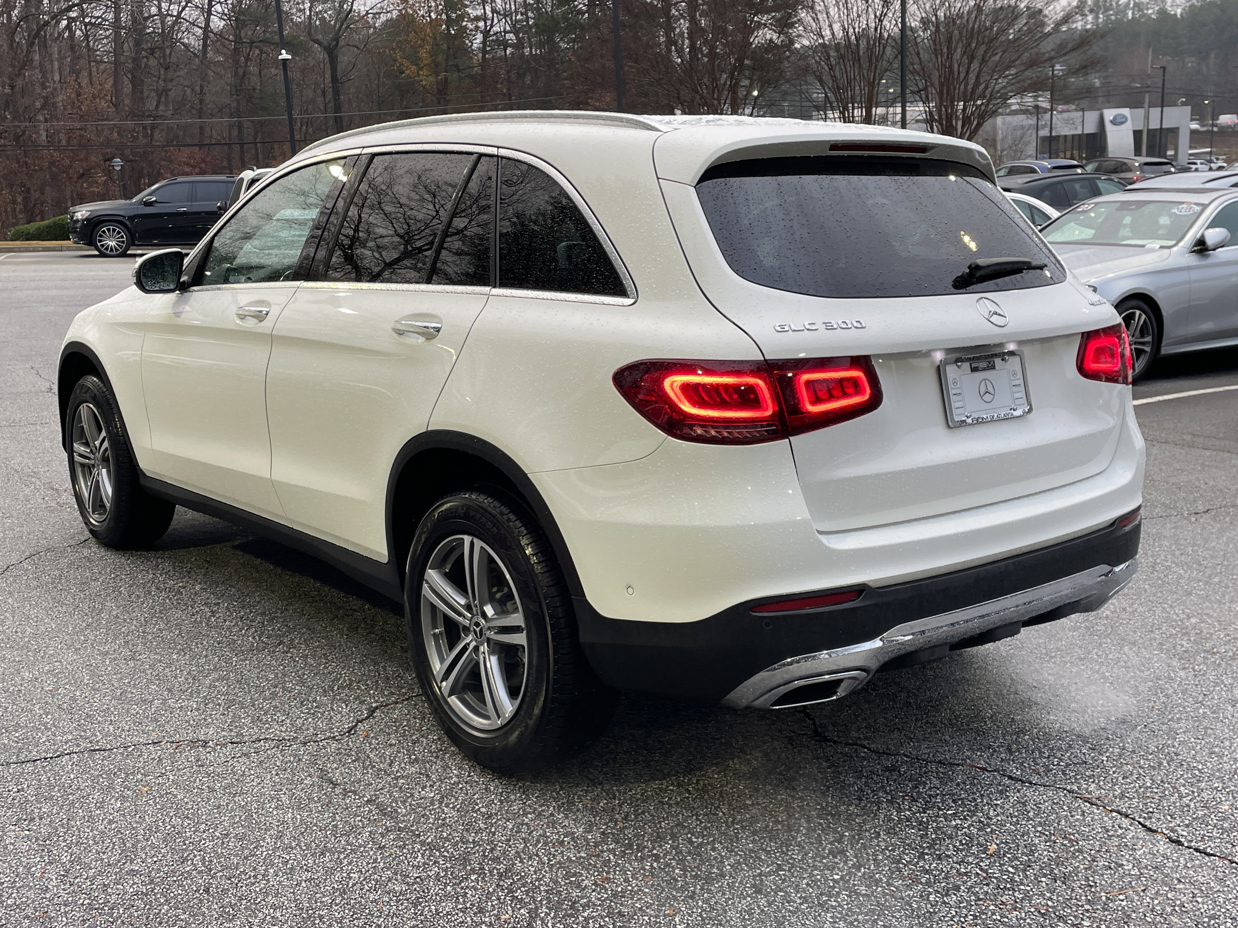 Certified 2022 Mercedes-Benz GLC 300 4MATIC w/ Driver Assistance Package image 14