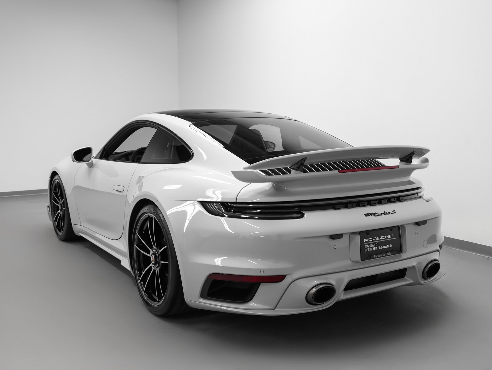 Certified 2025 Porsche 911 Turbo S image 3