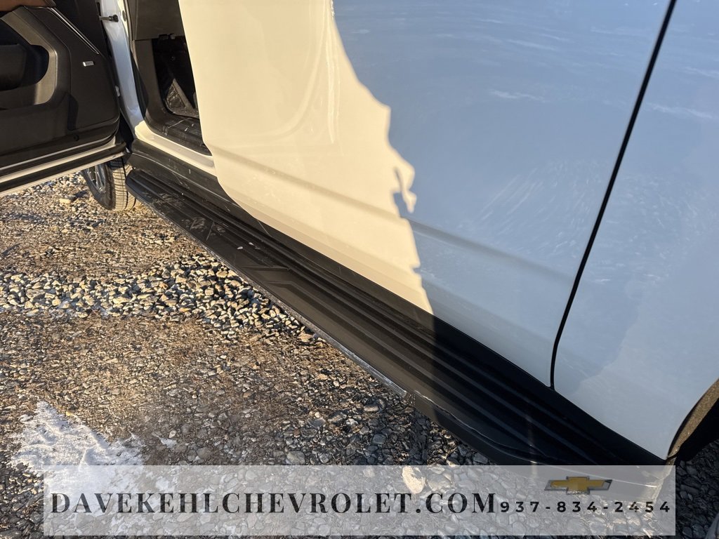 Certified 2025 Chevrolet Suburban High Country image 40