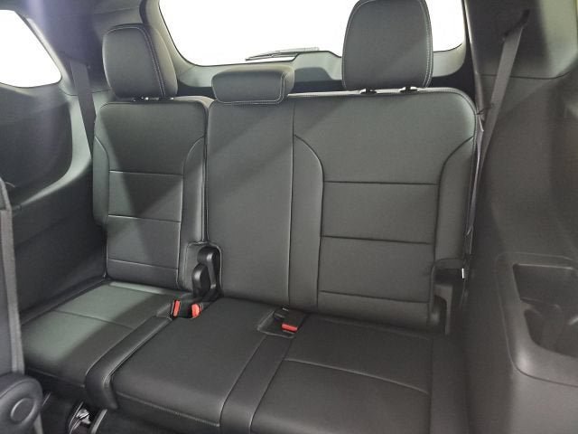 New 2026 Chevrolet Traverse LT w/ Driver Confidence Package FWD image 10