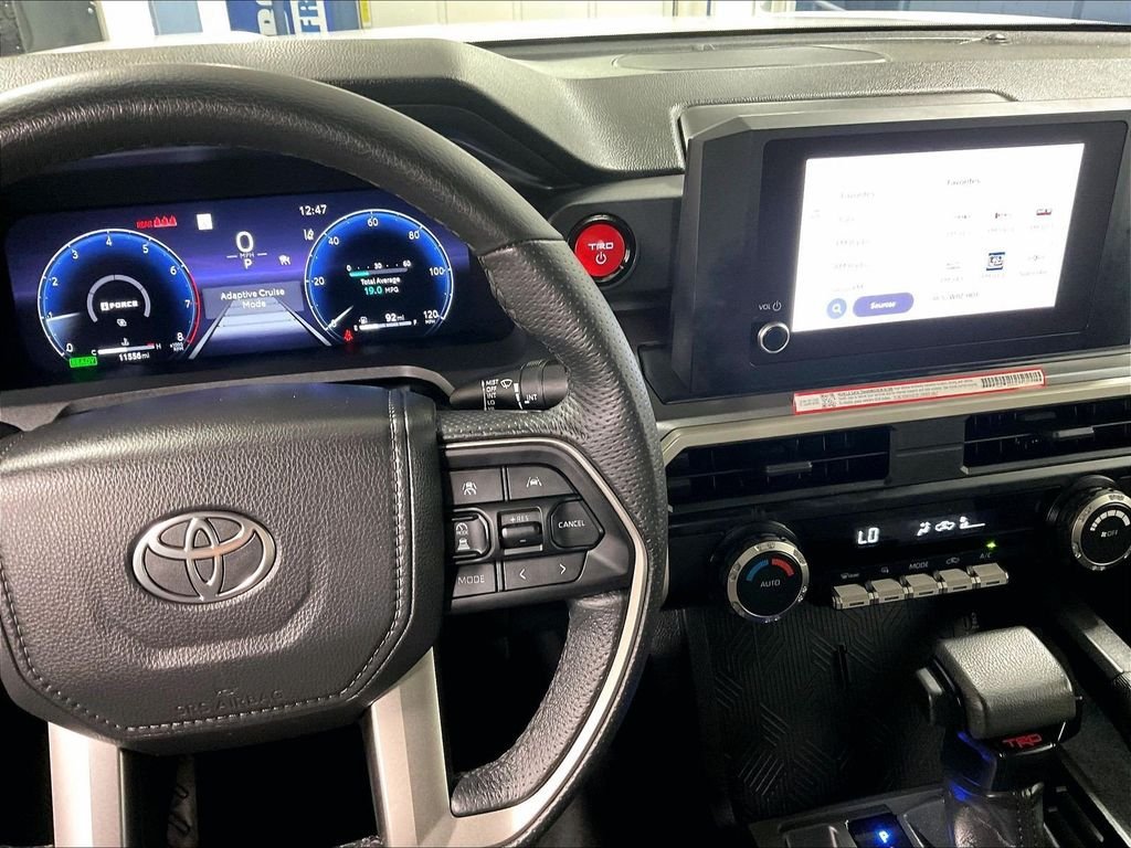 Used 2025 Toyota Tacoma TRD Off-Road AWD/4WD image 18