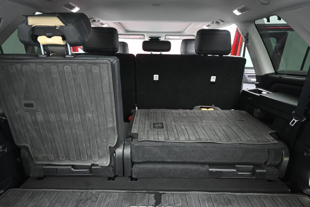 Used 2023 Toyota Sequoia Limited w/ Tow Technology Package AWD/4WD image 18