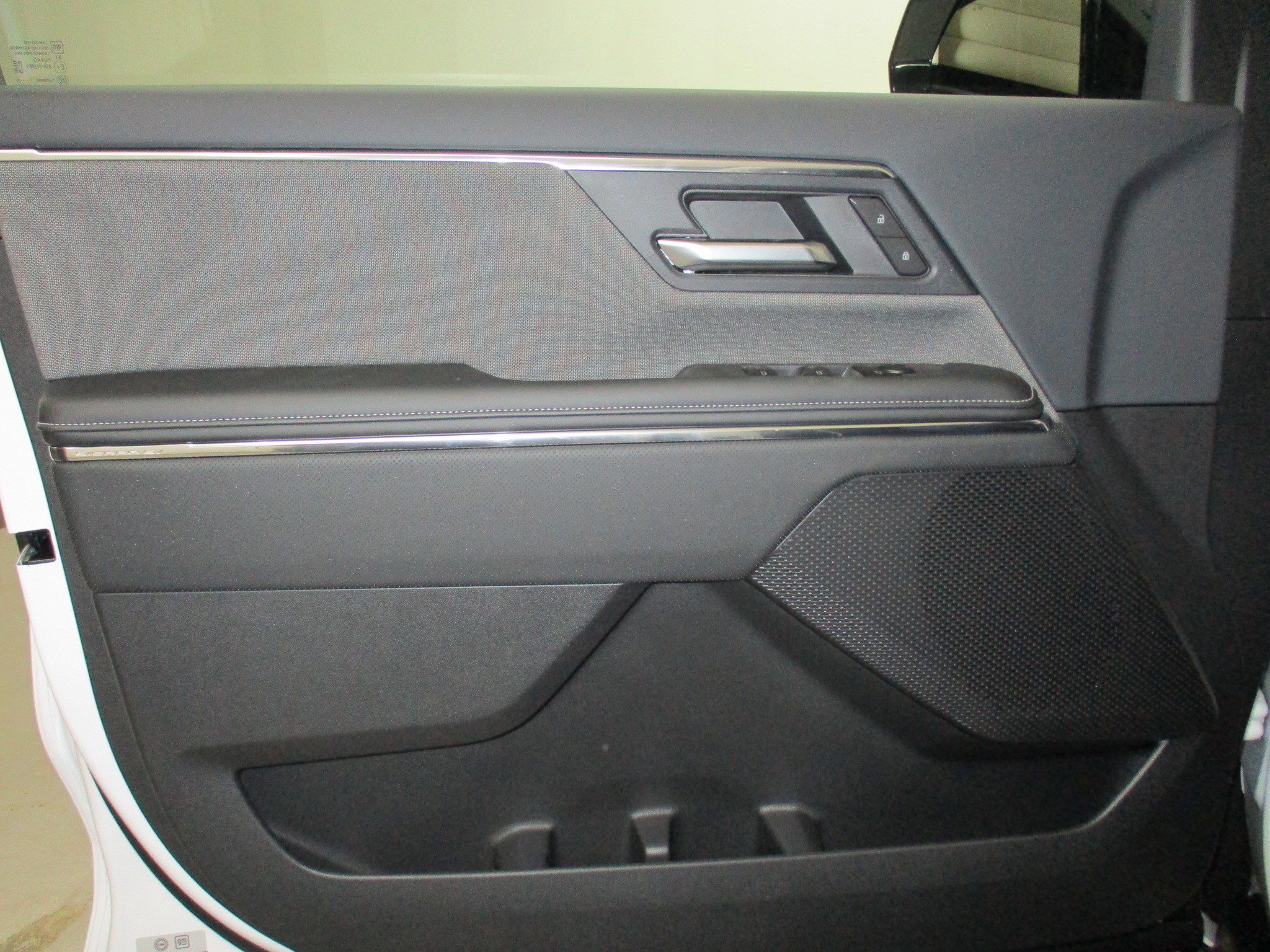 New 2026 GMC Sierra EV Elevation image 13