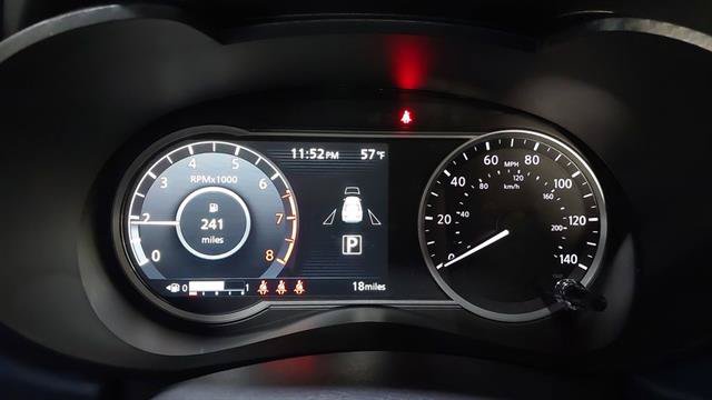 Used 2025 Nissan Versa SV w/ Trunk Package FWD image 22