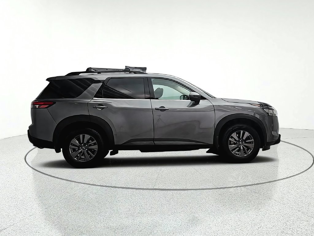 Used 2022 Nissan Pathfinder SV w/ SV Premium Package AWD/4WD image 7