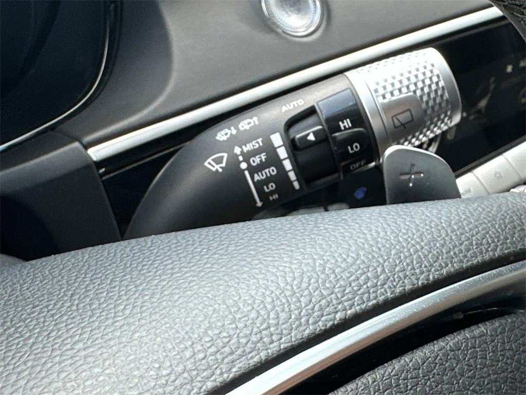 Used 2025 Genesis GV70 2.5T image 21