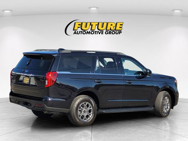 Used 2025 Ford Expedition Active AWD/4WD image 4