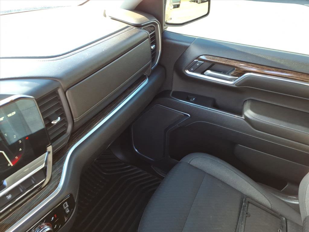 Used 2022 GMC Sierra 1500 Elevation image 18