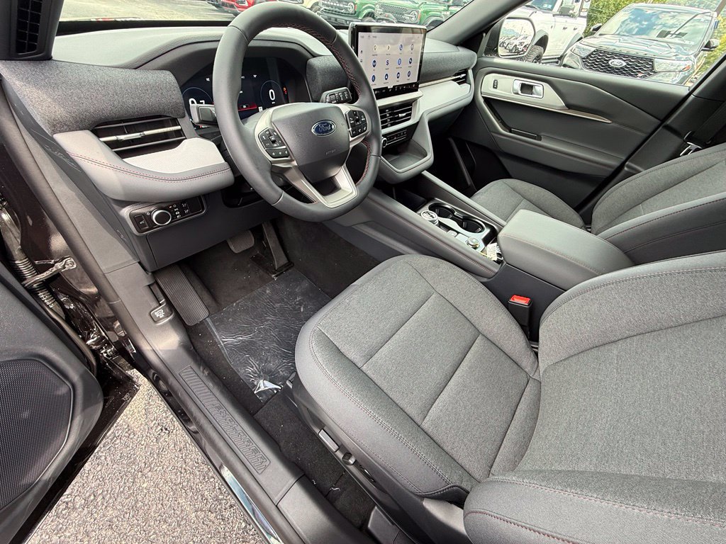 New 2027 Ford Explorer Active AWD/4WD image 17