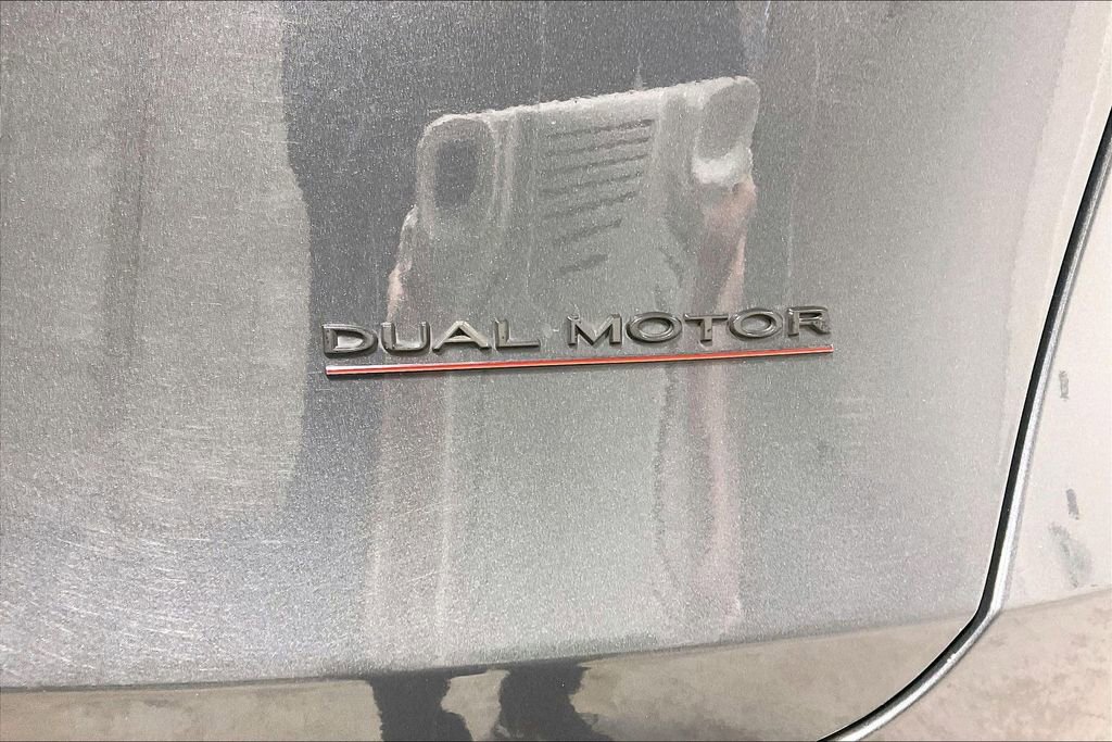 Used 2022 Tesla Model Y Performance image 39