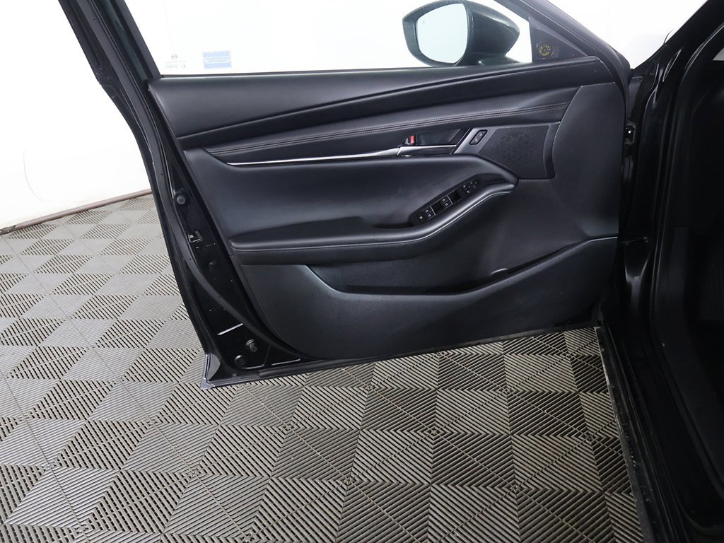 Used 2019 MAZDA MAZDA3 Sedan w/ Select Package image 16